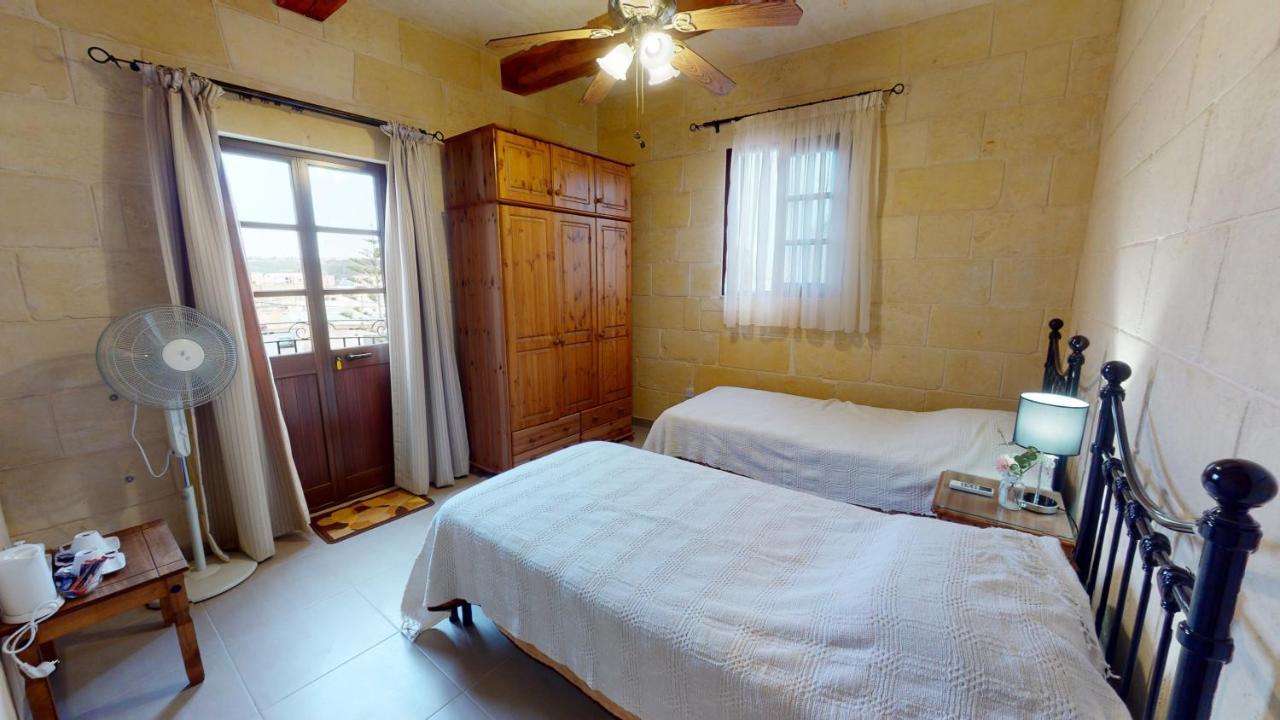 Qala Bed&Breakfast With Swimming Pool - Il-Wenniessa Eksteriør bilde