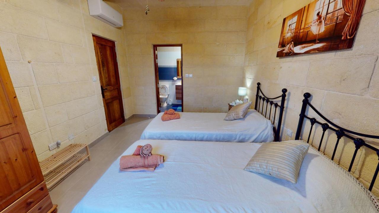 Qala Bed&Breakfast With Swimming Pool - Il-Wenniessa Eksteriør bilde