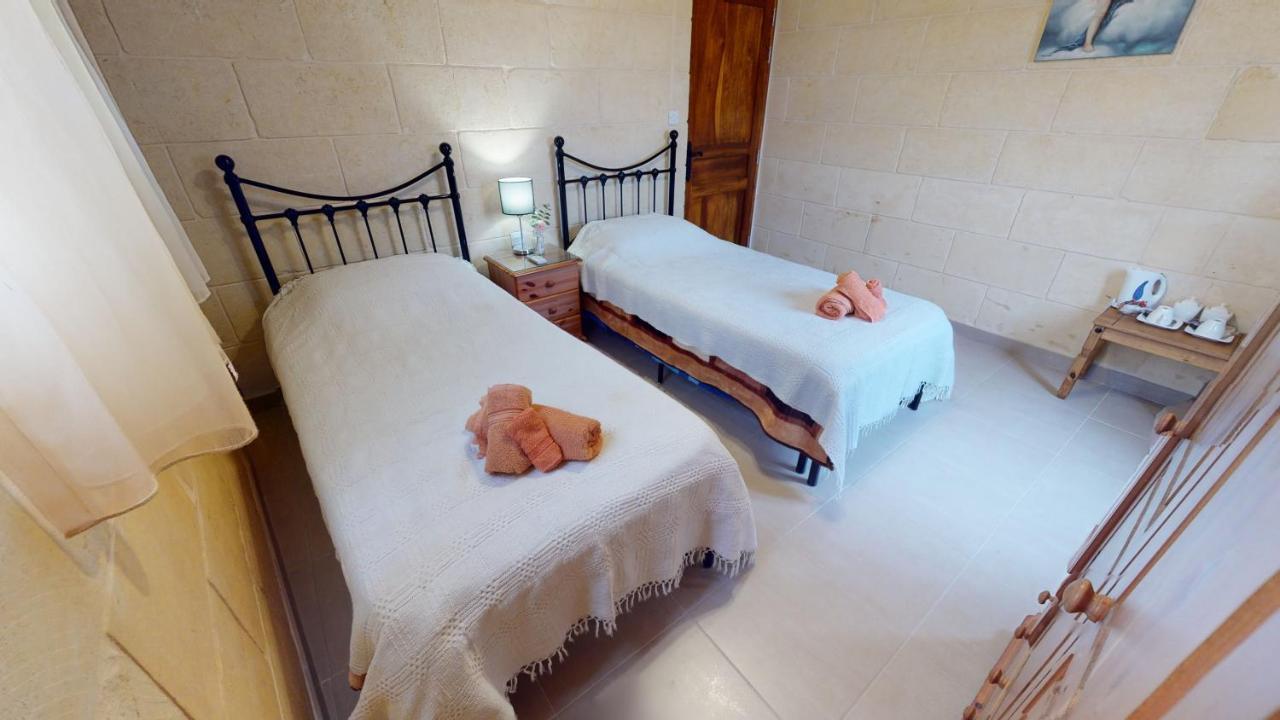 Qala Bed&Breakfast With Swimming Pool - Il-Wenniessa Eksteriør bilde